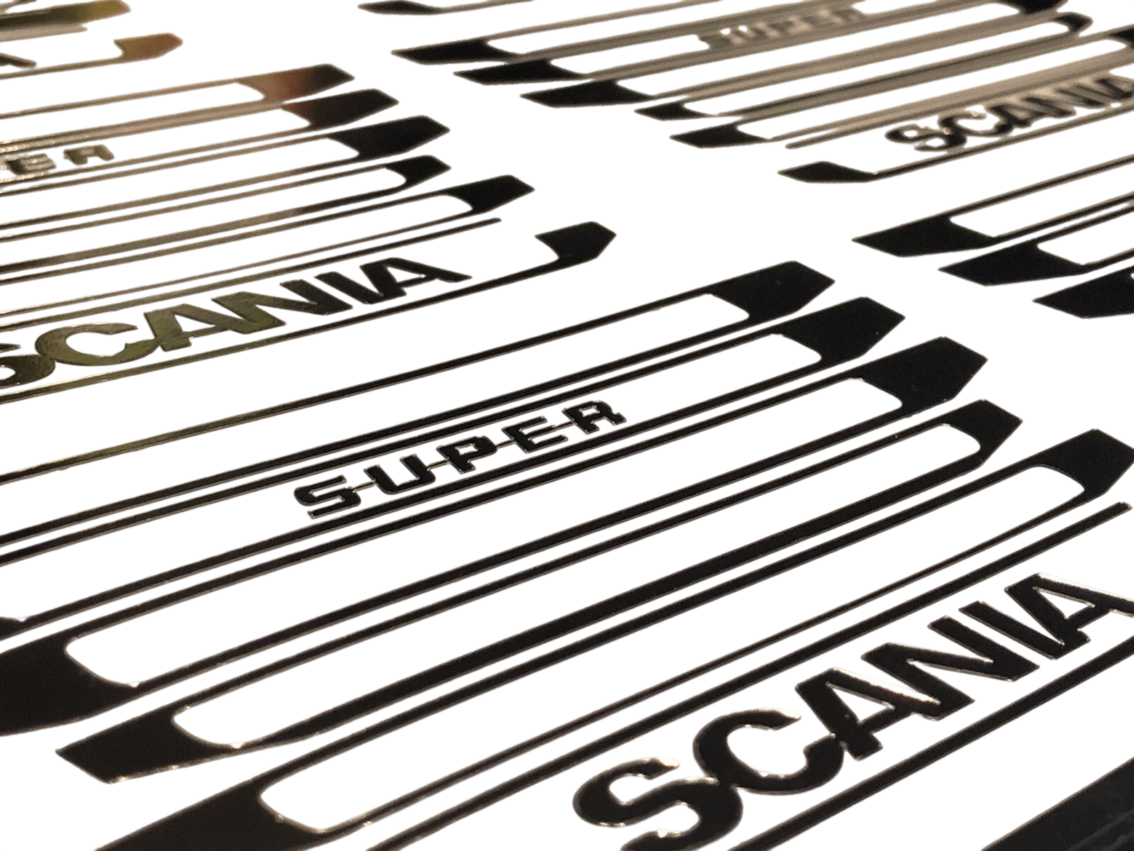 SCANIA-Chromsatz-Grill-R620-R730-Upgrade-Tamiya-Aufkleber-114-Decal-LKW-053-modellbau-beschriftung-2.png SCANIA Chromsatz Grill R620 R730 Upgrade Tamiya Aufkleber 1:14 Decal LKW 053 – Bild 2